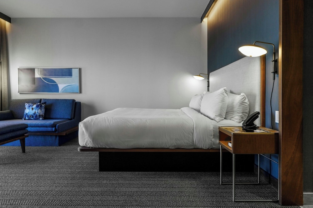 Courtyard by Marriott Indianapolis Fishers - photo 10