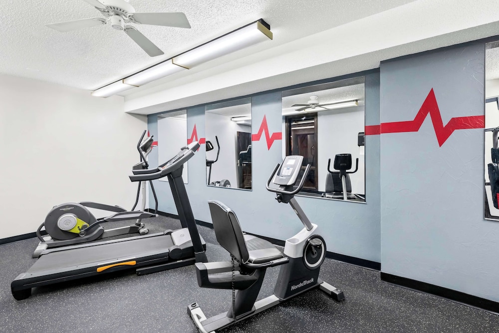 SureStay Plus Hotel by Best Western Lubbock Medical Center - photo 41
