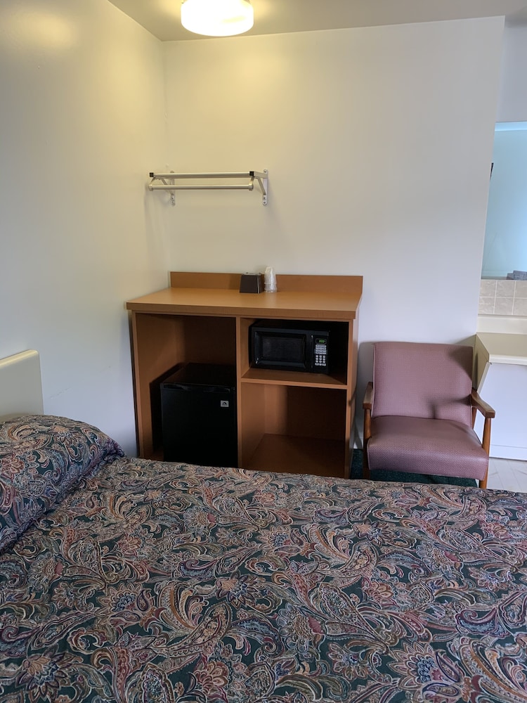 Boone Trail Inn - photo 12