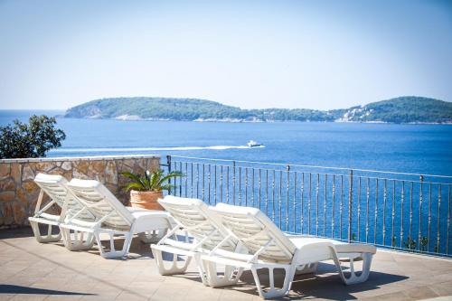 Paradis Apartments