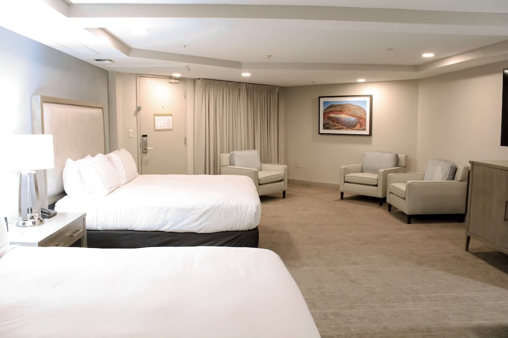 DoubleTree by Hilton Phoenix Mesa - photo 13