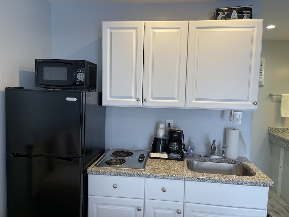 Rio Motel and Suites - photo 20