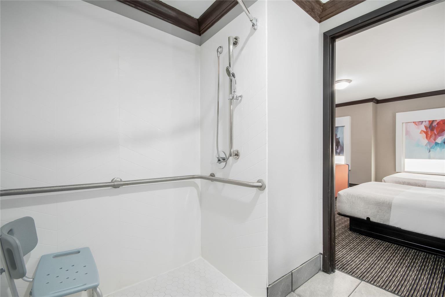 Hawthorn Suites by Wyndham Lubbock - photo 10