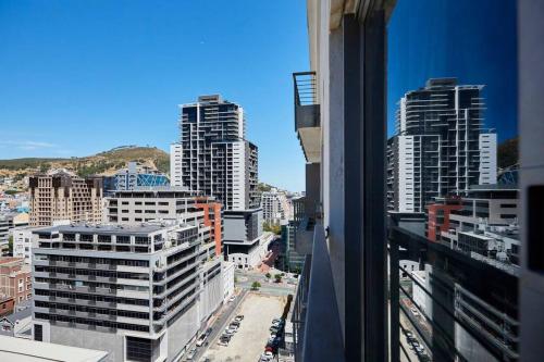 Icon City Centre No Load Shedding — 4-Star Luxury Hotel in Cape Town, South Africa