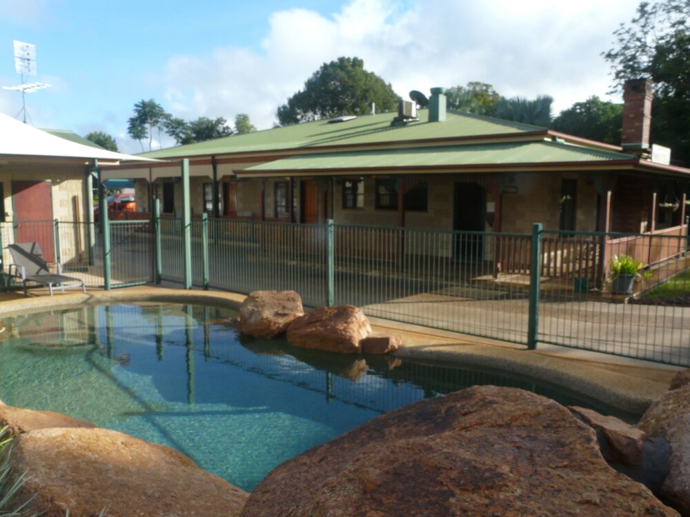 Curtain Fig Motel — hotel in Yungaburra