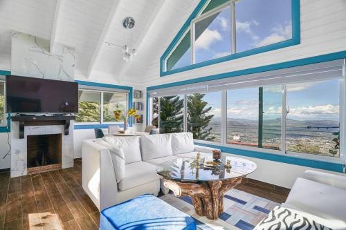 New CasitaDeLasFlores View Wifi Jacuzzi Jarabacoa in Jarabacoa, Dominican Republic