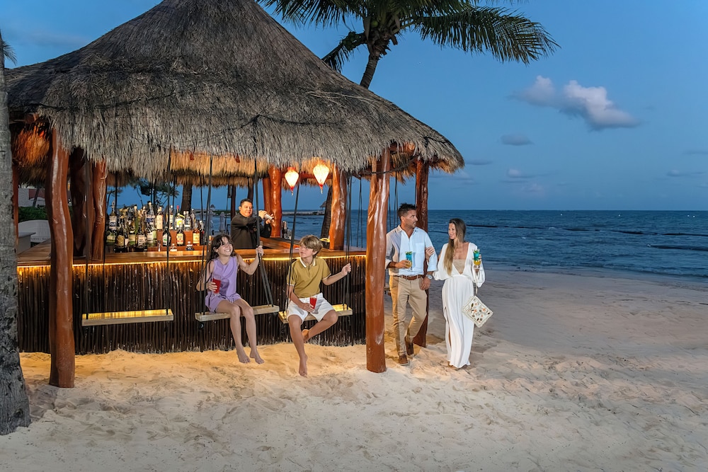 Beach bar