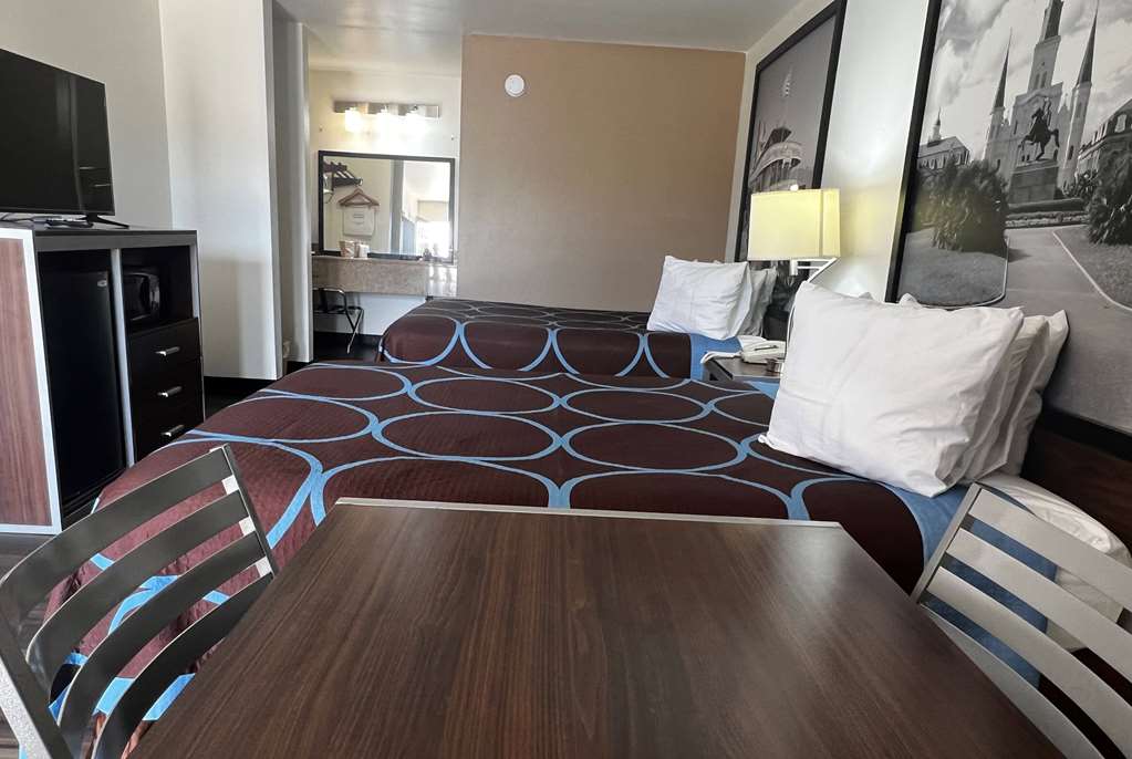 Super 8 by Wyndham Slidell - photo 33