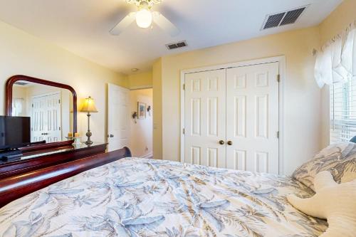 Palm Tree Paradise - carbon neutral hotel in Harlem Heights