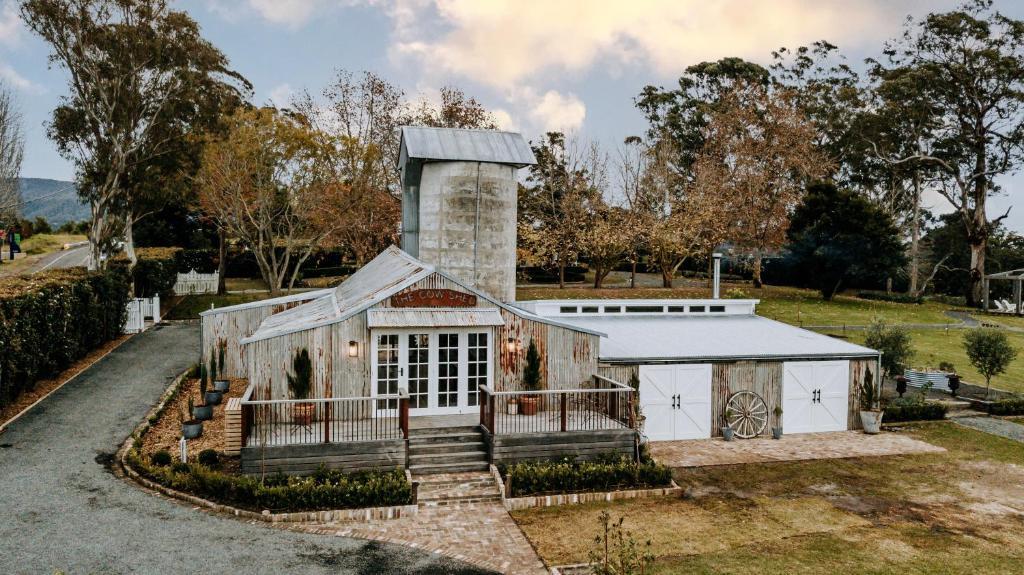 The Homestead - carbon neutral hotel in Berry