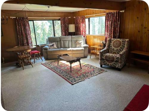 Sequoia National Forest CabinD - last minute hotel in Unknown City