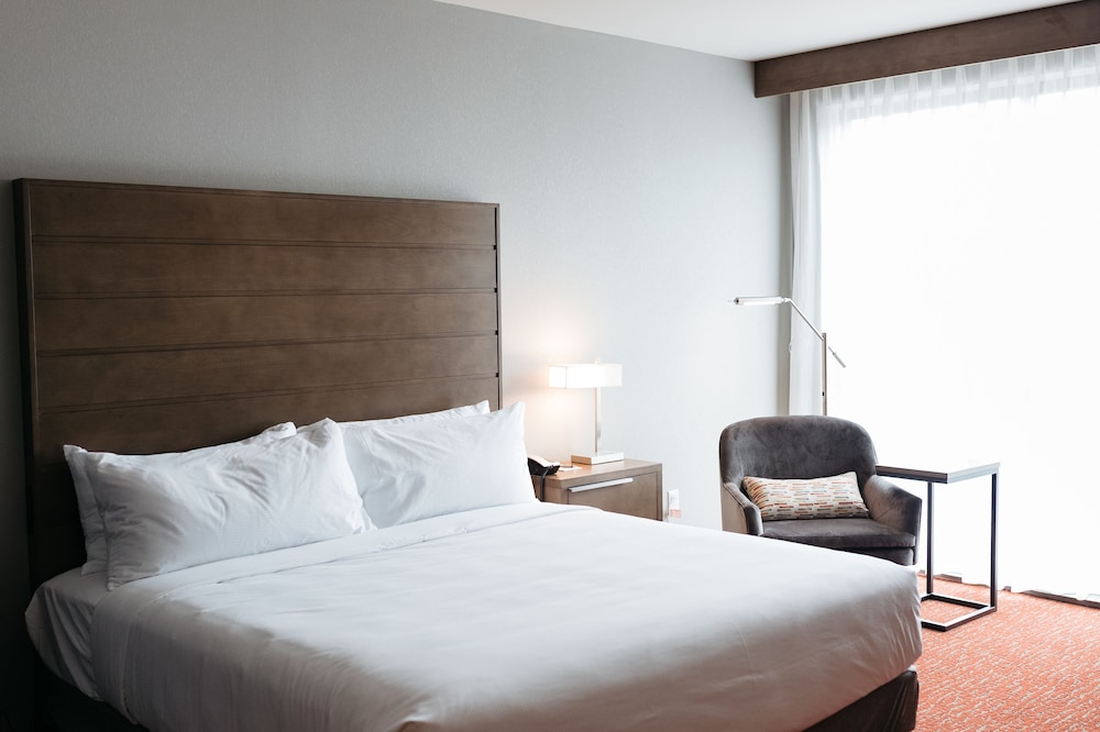 Revel Hotel Des Moines Urbandale Tapestry Collection by Hilton - photo 15