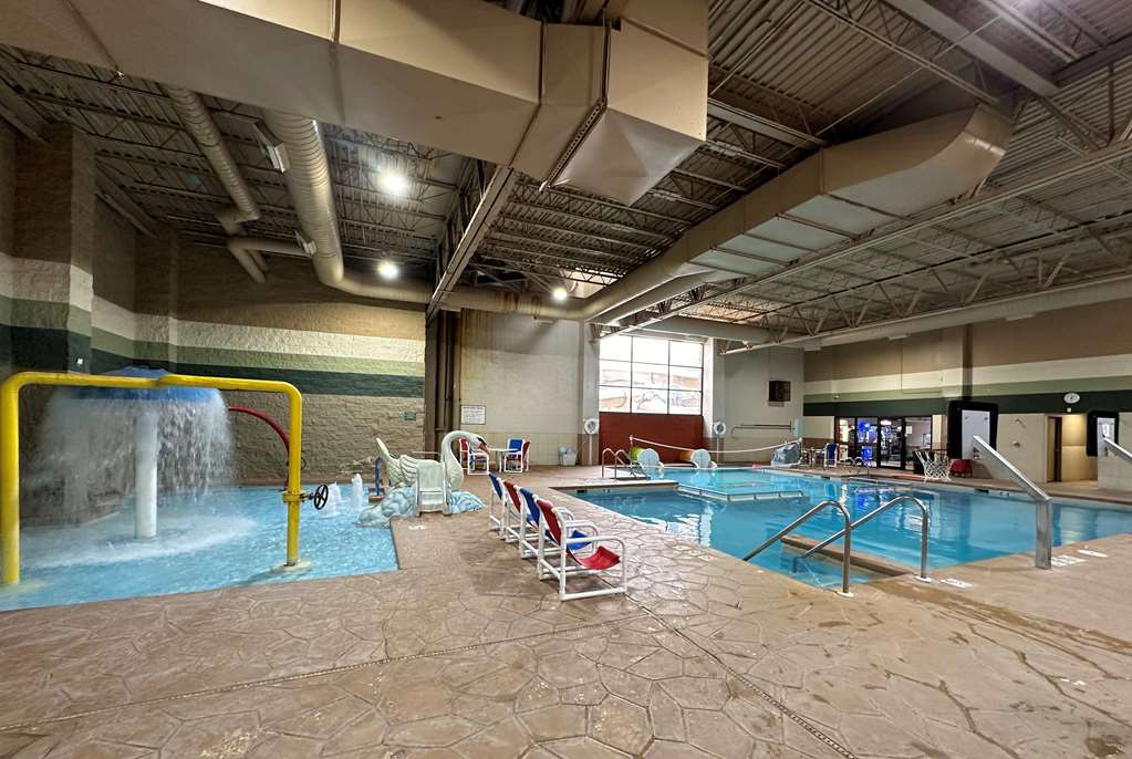 Ramada by Wyndham Waupaca - photo 5
