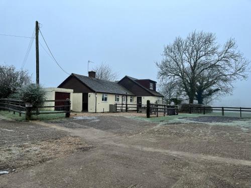 Court House Farmhouse Bridport — 4-Star Luxury Hotel in Bridport, United Kingdom