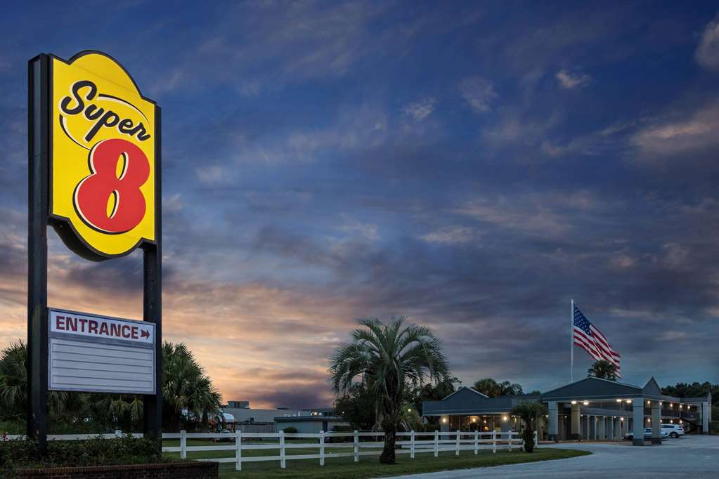 Super 8 by Wyndham Ocala I 75 - photo 4