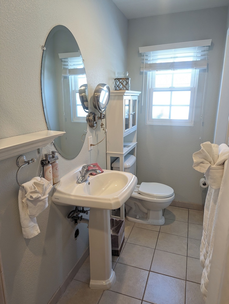 Capitola Hotel - photo 56