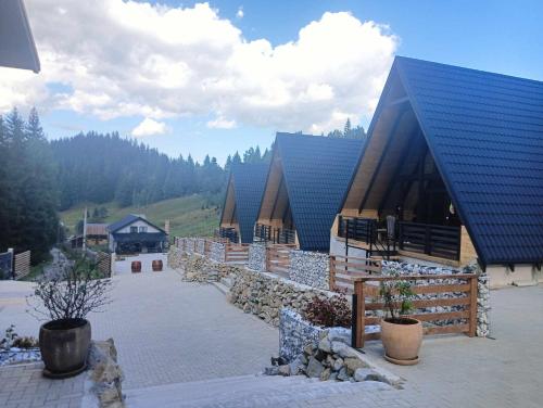 Cabana La Piatra — Pojorata