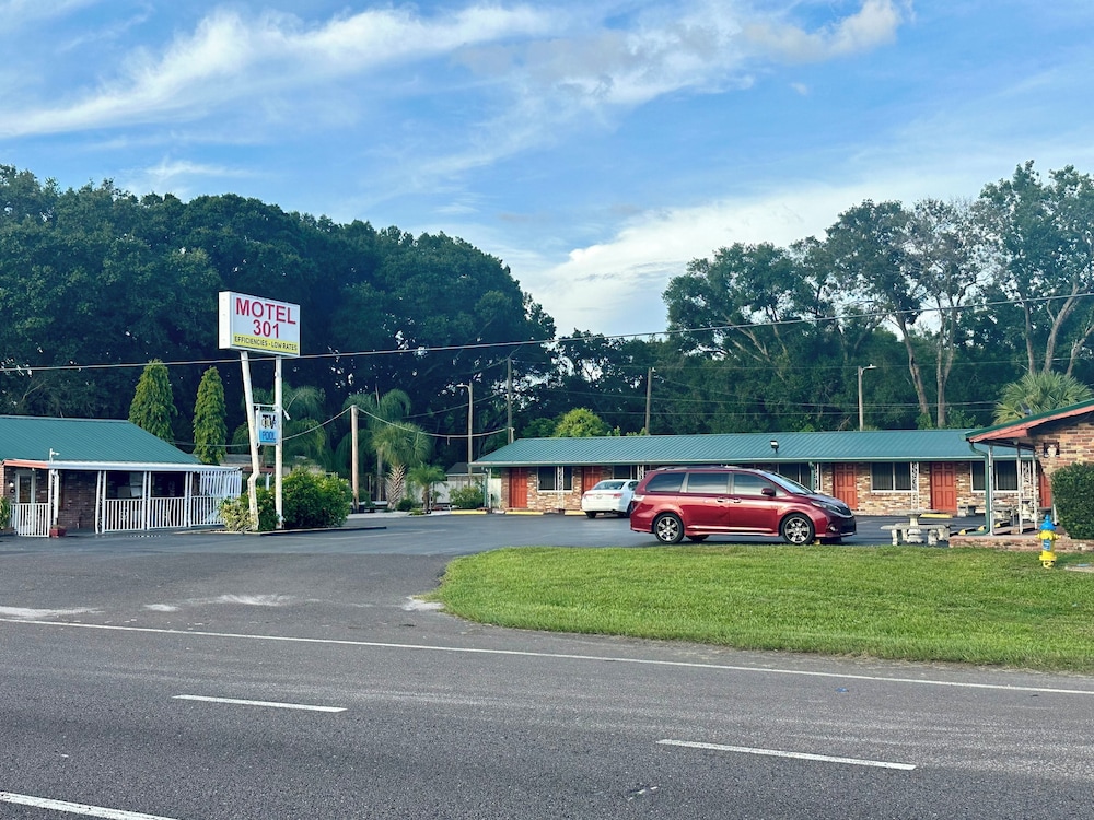 Motel 301 - photo 9