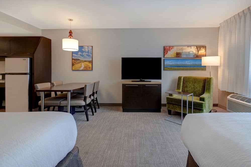 TownePlace Suites San Luis Obispo - photo 14
