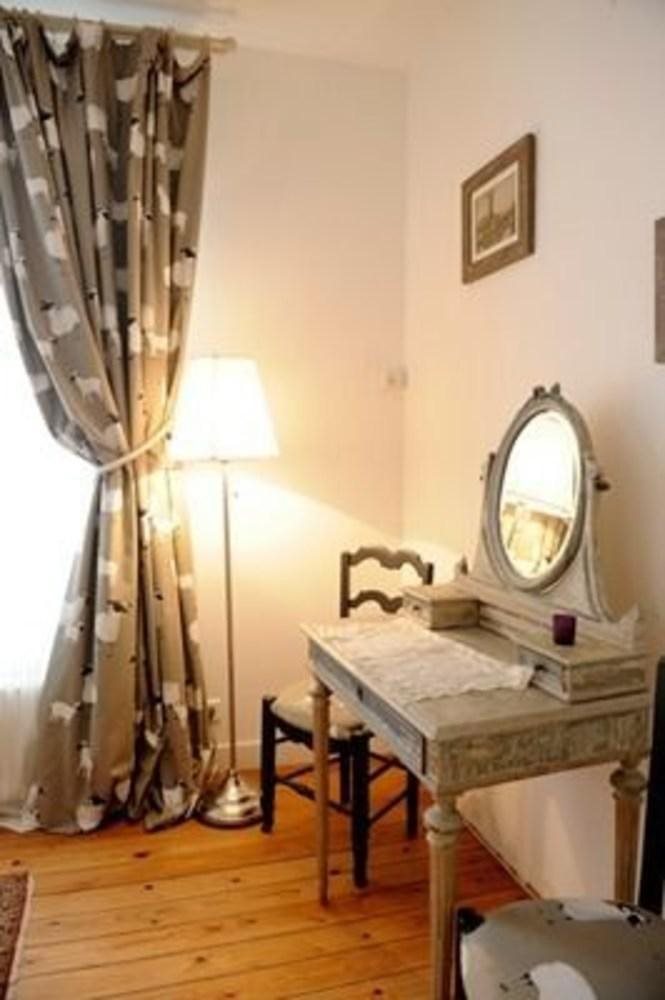Le Clos Des Colombes — hotel in Bois-Colombes