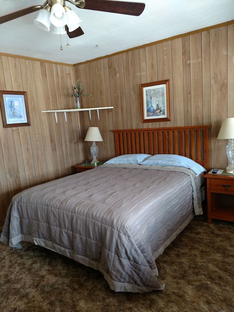 Cold Springs Station Resort - photo 11