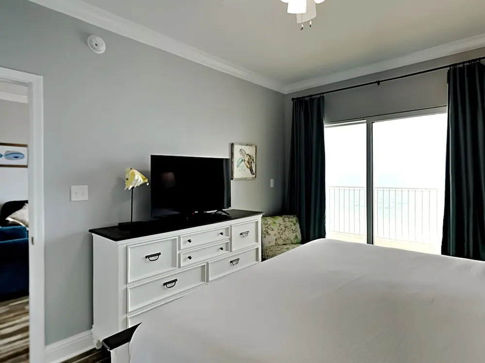 Crystal Shores #1302 - photo 6