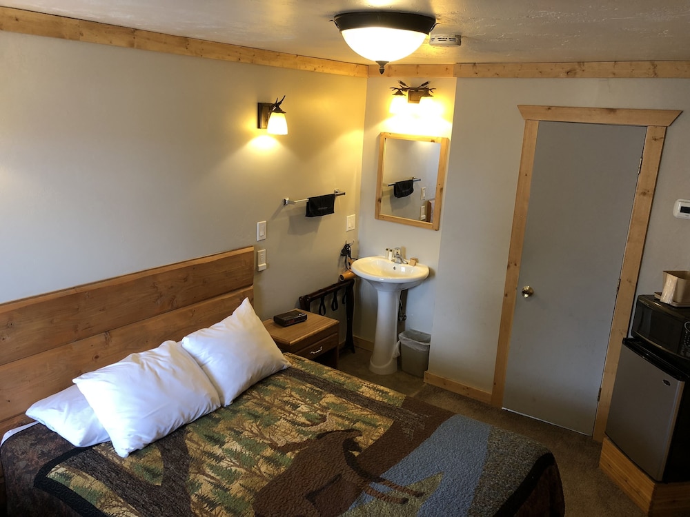 The Historic Madison Hotel Motel - photo 38