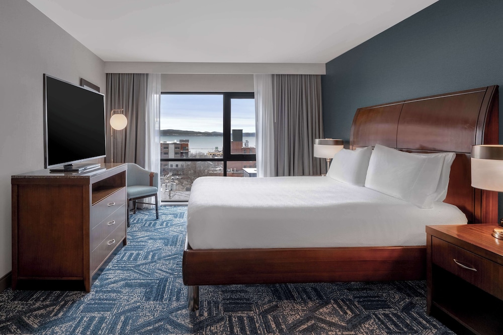 Hilton Garden Inn Burlington Downtown - photo 34
