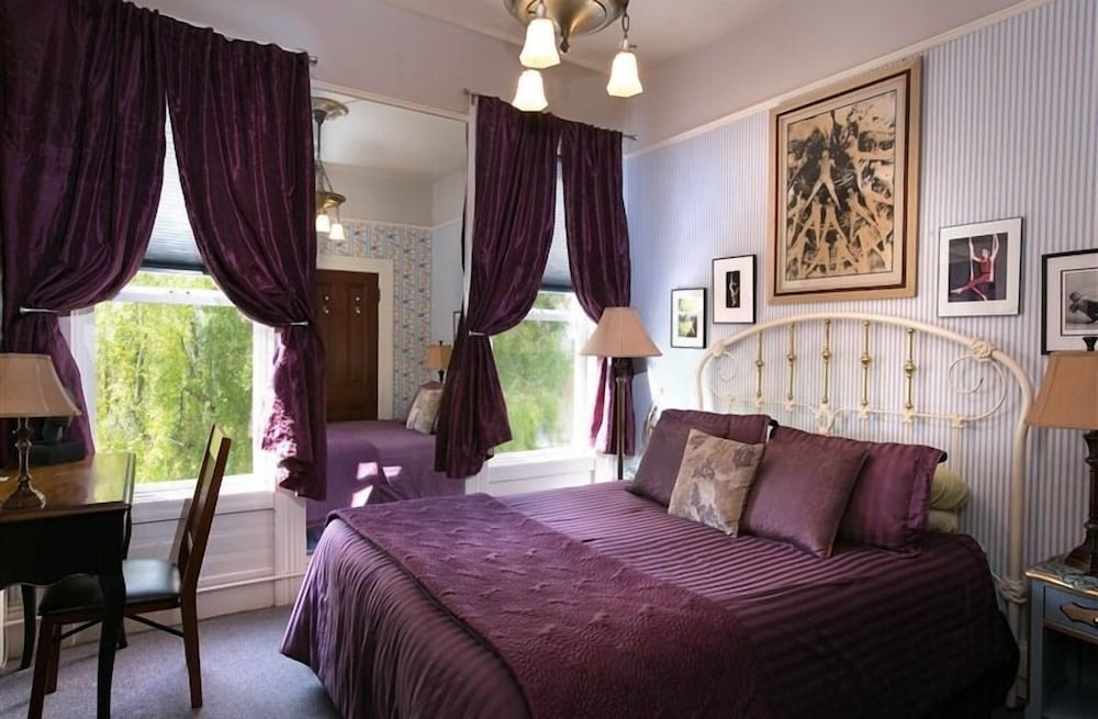 Noe's Nest Bed and Breakfast - photo 11