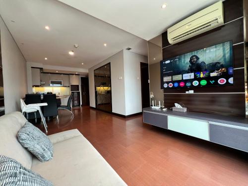 2BR Apt El Royale Hotel Braga City Center — Bandung — photo 2