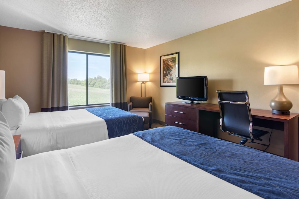 City Express by Marriott Milford Cooperstown - photo 20