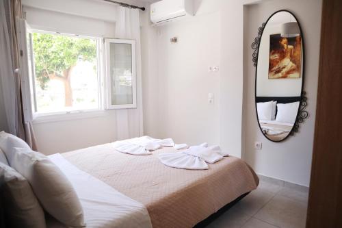 Aelia Summer House — 4-Star Luxury Hotel in Ayios Konstandinos, Greece