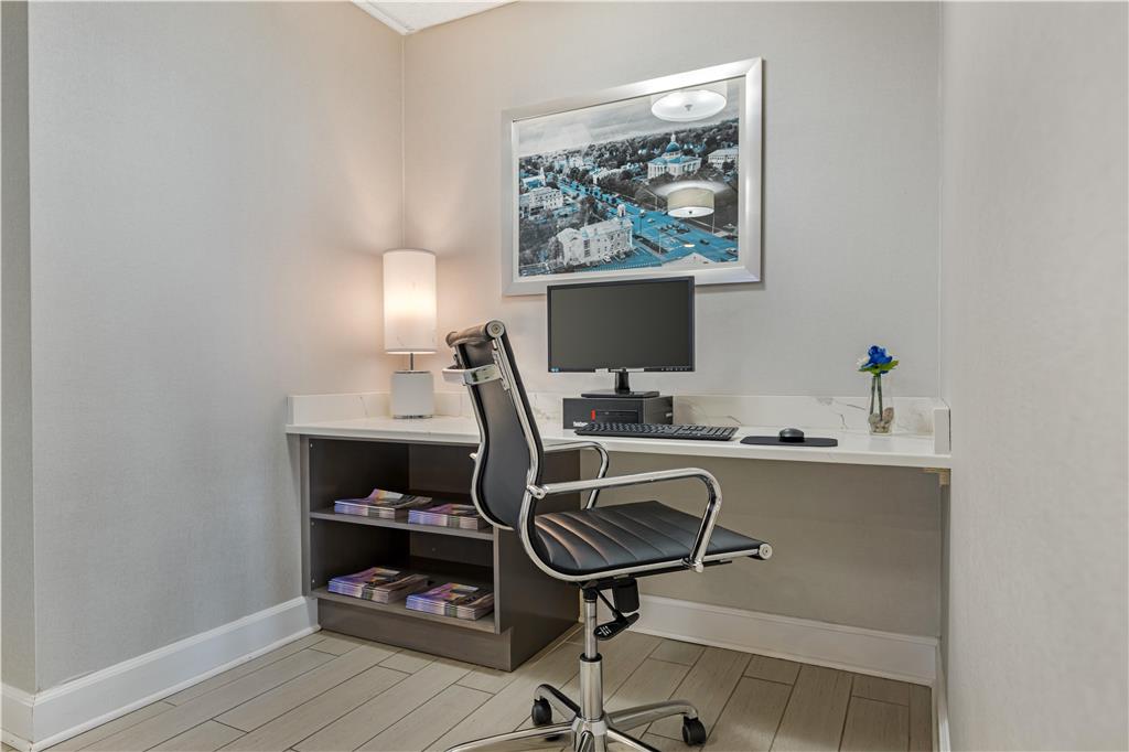 Best Western Brockport Inn & Suites - photo 11
