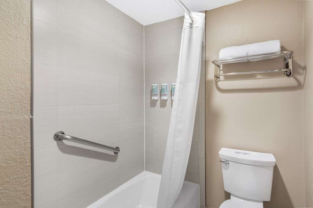 Best Western Oxnard Inn - photo 36