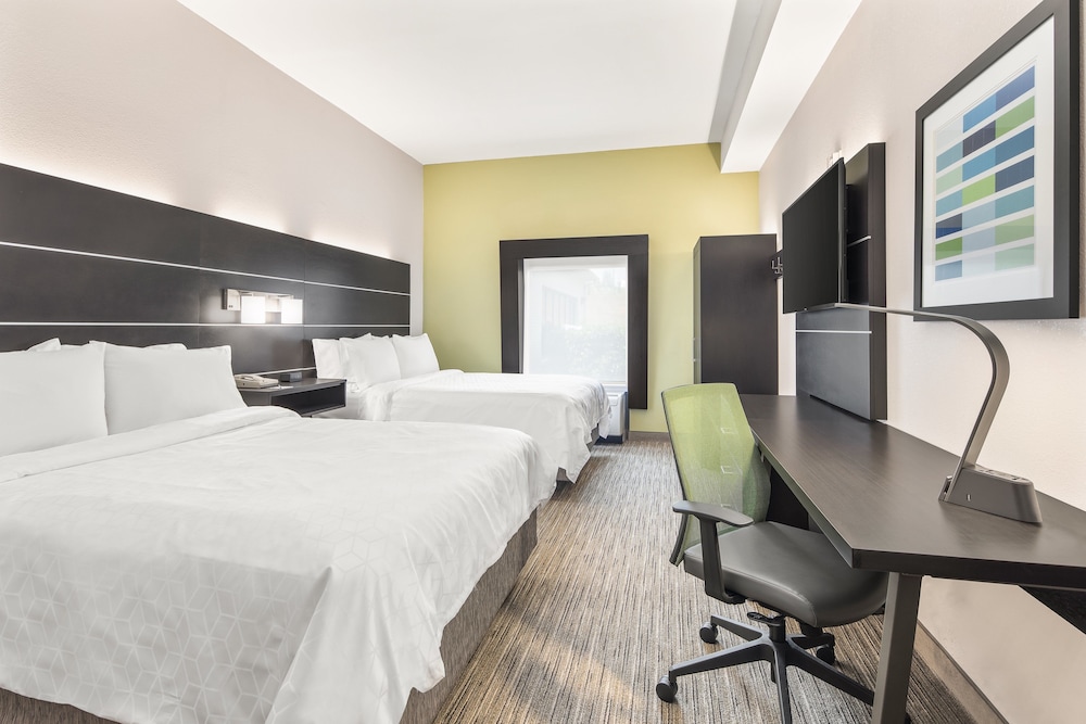 Holiday Inn Express & Suites Greenville Spartanburg by IHG - photo 7
