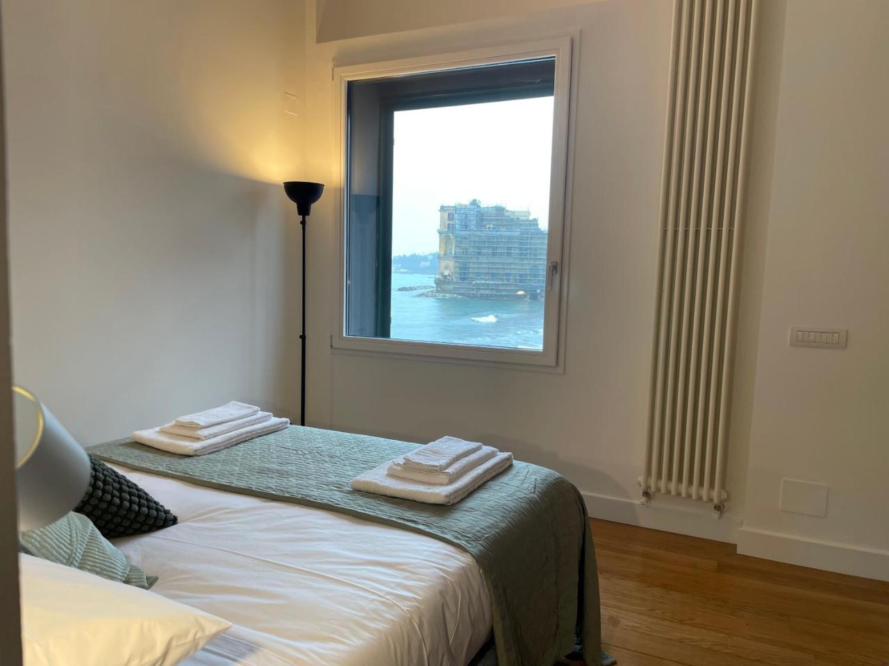 Loft Sull'acqua Con Vista Mozzafiato — 4-Star Luxury Hotel in Naples, Italy