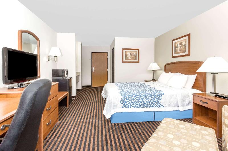 Days Inn by Wyndham Sidney NE - photo 7