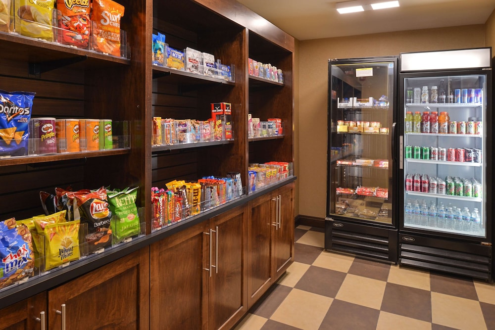 Hampton Inn Omaha Midtown Aksarben Area - photo 49