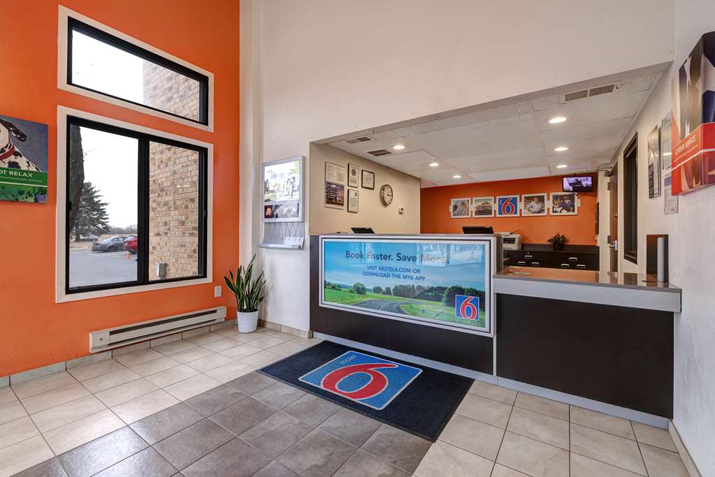 Motel 6 Lakeville MN South Lakeville - photo 22
