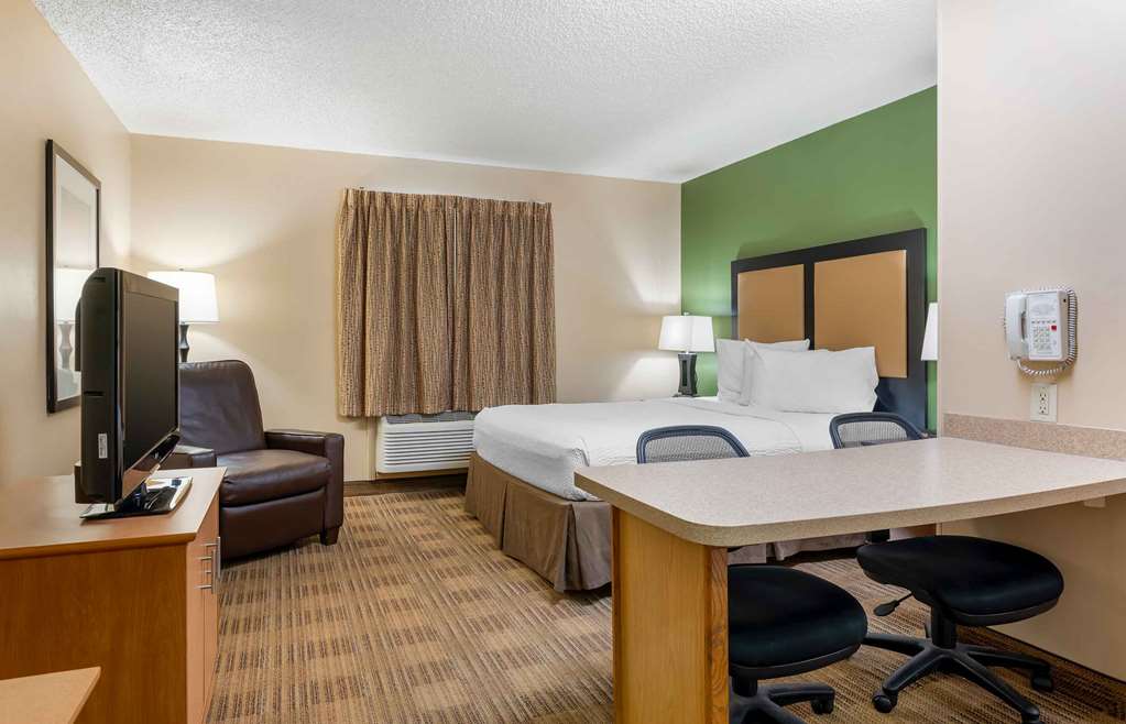 Extended Stay America Suites Cincinnati Blue Ash Reagan Hwy - photo 13
