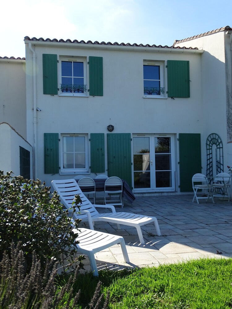 Maison Trémiere — 4-Star Luxury Hotel in La Flotte, France