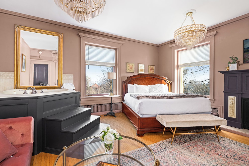 Historic Cotton Mansion Duluth Boutique Hotel - photo 39