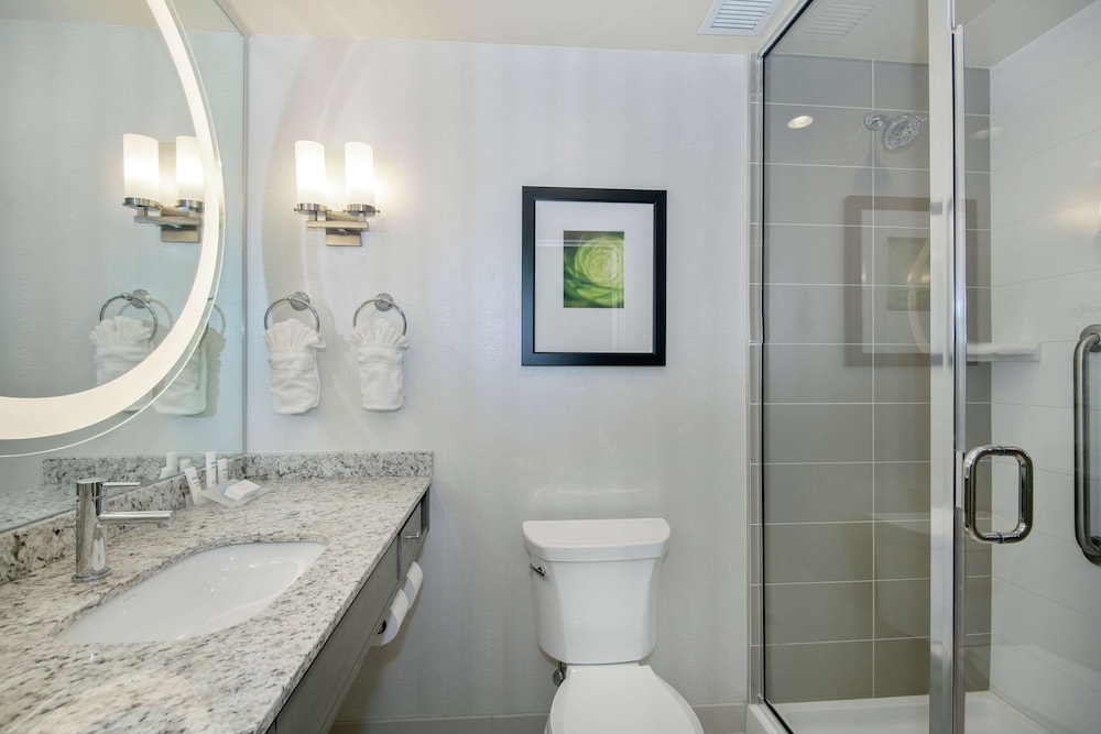 Hilton Garden Inn Raleigh Crabtree Valley - photo 28