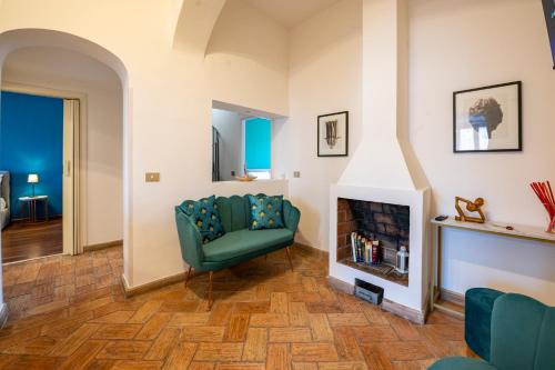 Domus Otto — 4-Star Luxury Hotel in Rome, Italy
