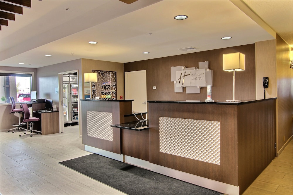 Holiday Inn Express Fargo West Acres by IHG - photo 73