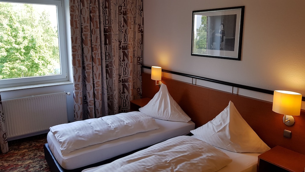 Hotel & Restaurant Fricke — Lehrte — photo 5
