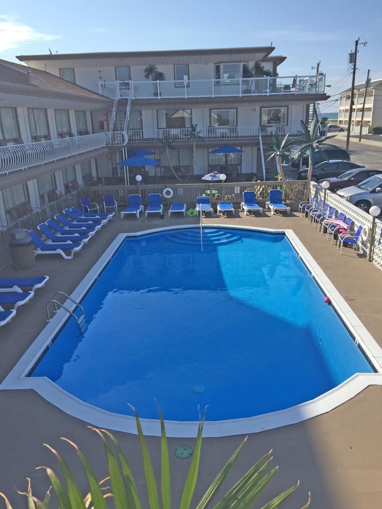 Pyramid Resort Motel - photo 30