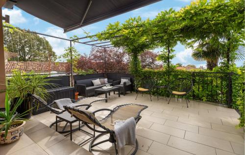 2 Bedroom Cozy Apartment In Porec — 5-Star Luxury Hotel in Porec, Croatia