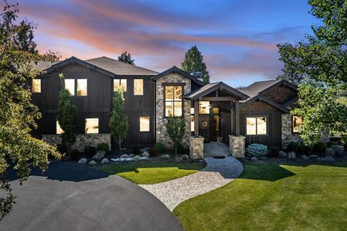 Bend Luxury Escape in Bend, United States