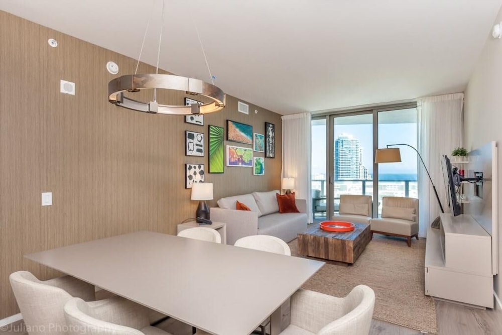 Hyde Beach Luxury resort 2 Bedroom Condo by RedAwning - photo 15